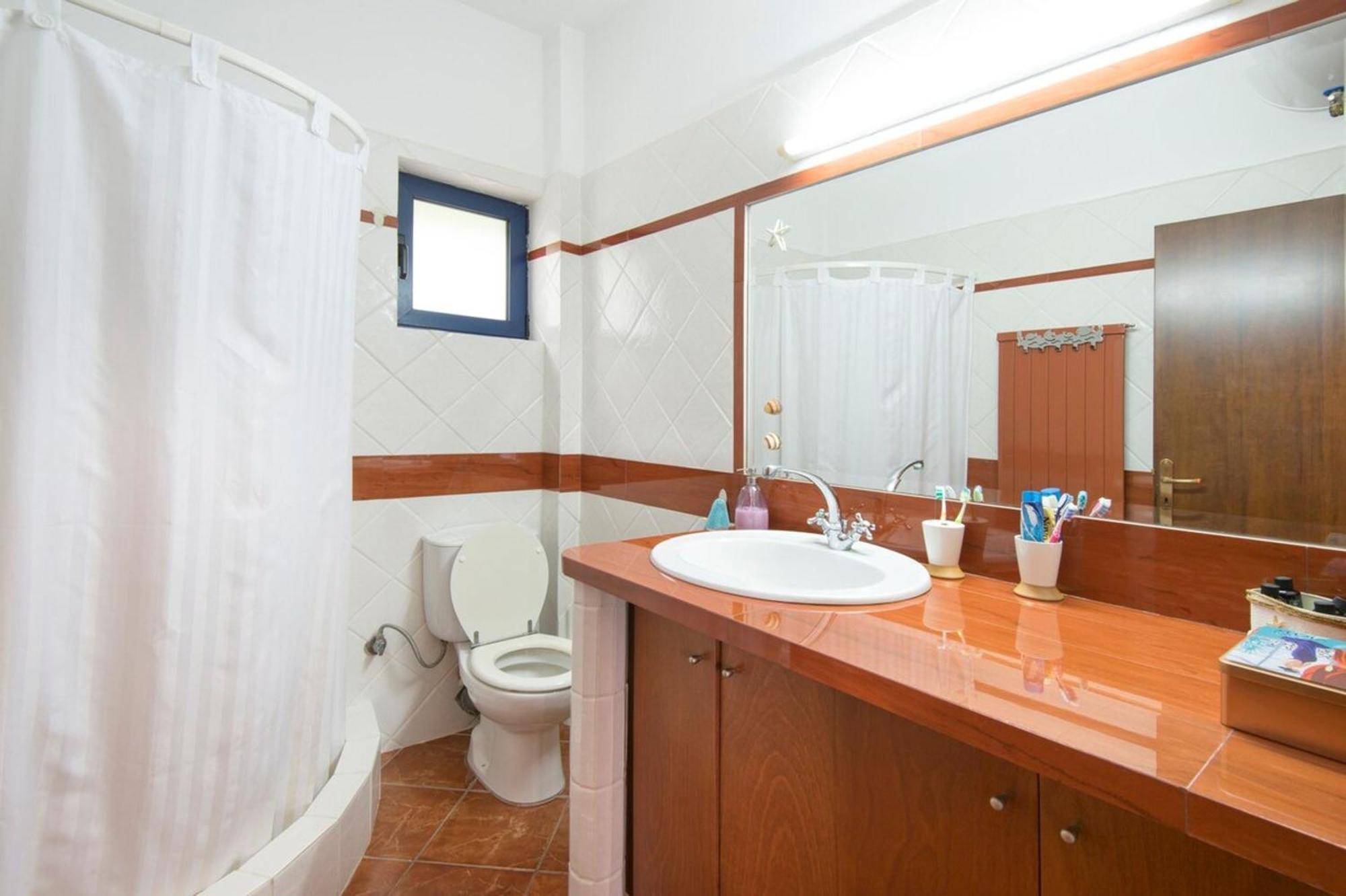 Blue Dream Seaside Villa With Superb Sea Views Кими Екстериор снимка