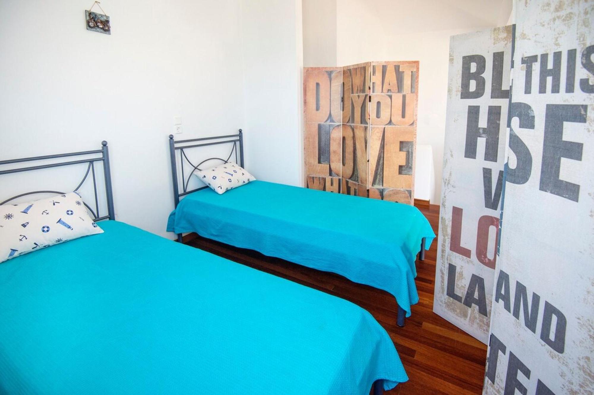 Blue Dream Seaside Villa With Superb Sea Views Кими Екстериор снимка