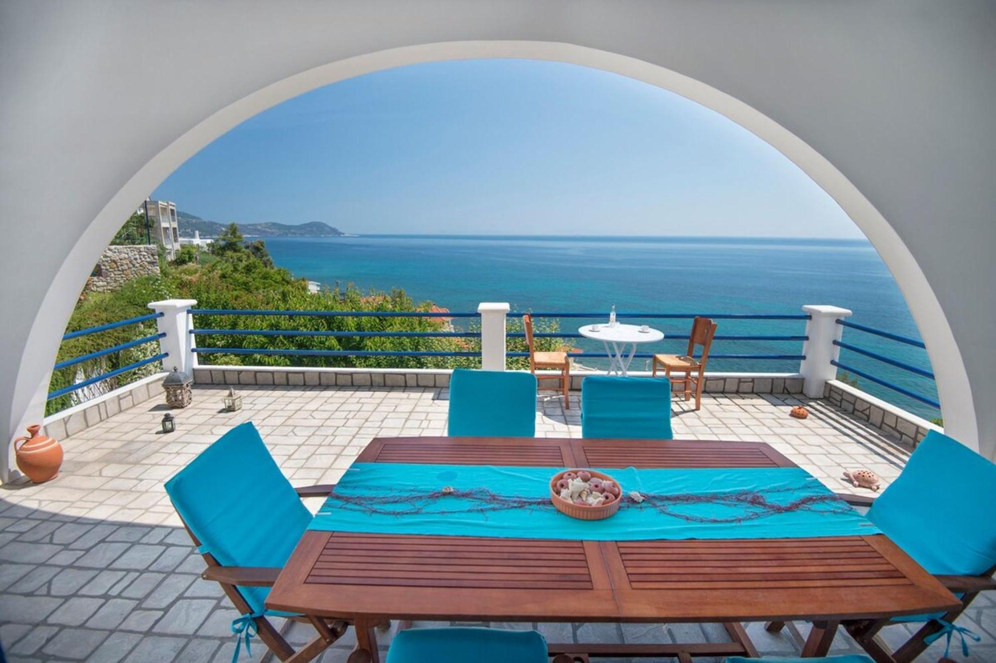 Blue Dream Seaside Villa With Superb Sea Views Кими Екстериор снимка